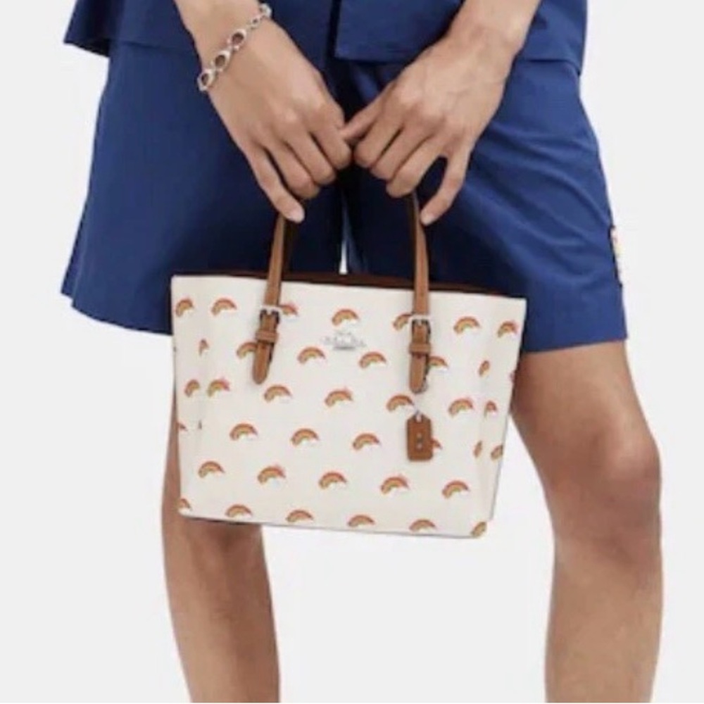 Coach Mollie Tote Rainbow Heart Print 2023 #CK373 - NWOT $378 - Picture 3 of 16